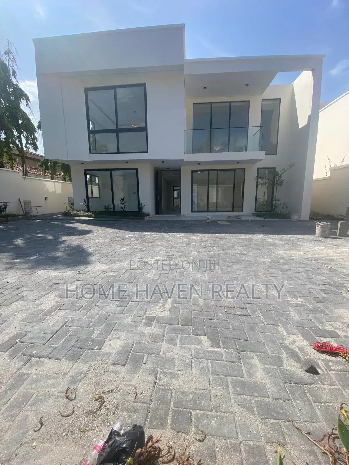4bdrm House in Cantonment, Cantonments for rent