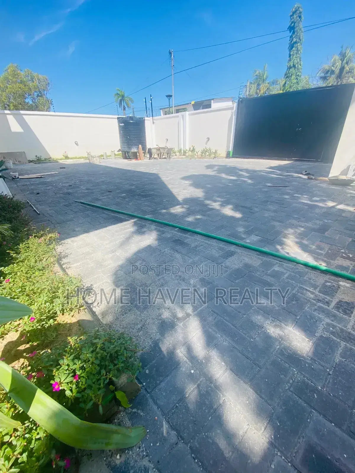 4bdrm House in Cantonment, Cantonments for rent