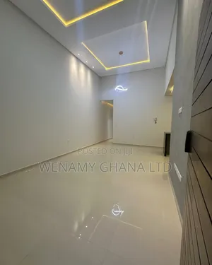 3bdrm House in Accra for sale