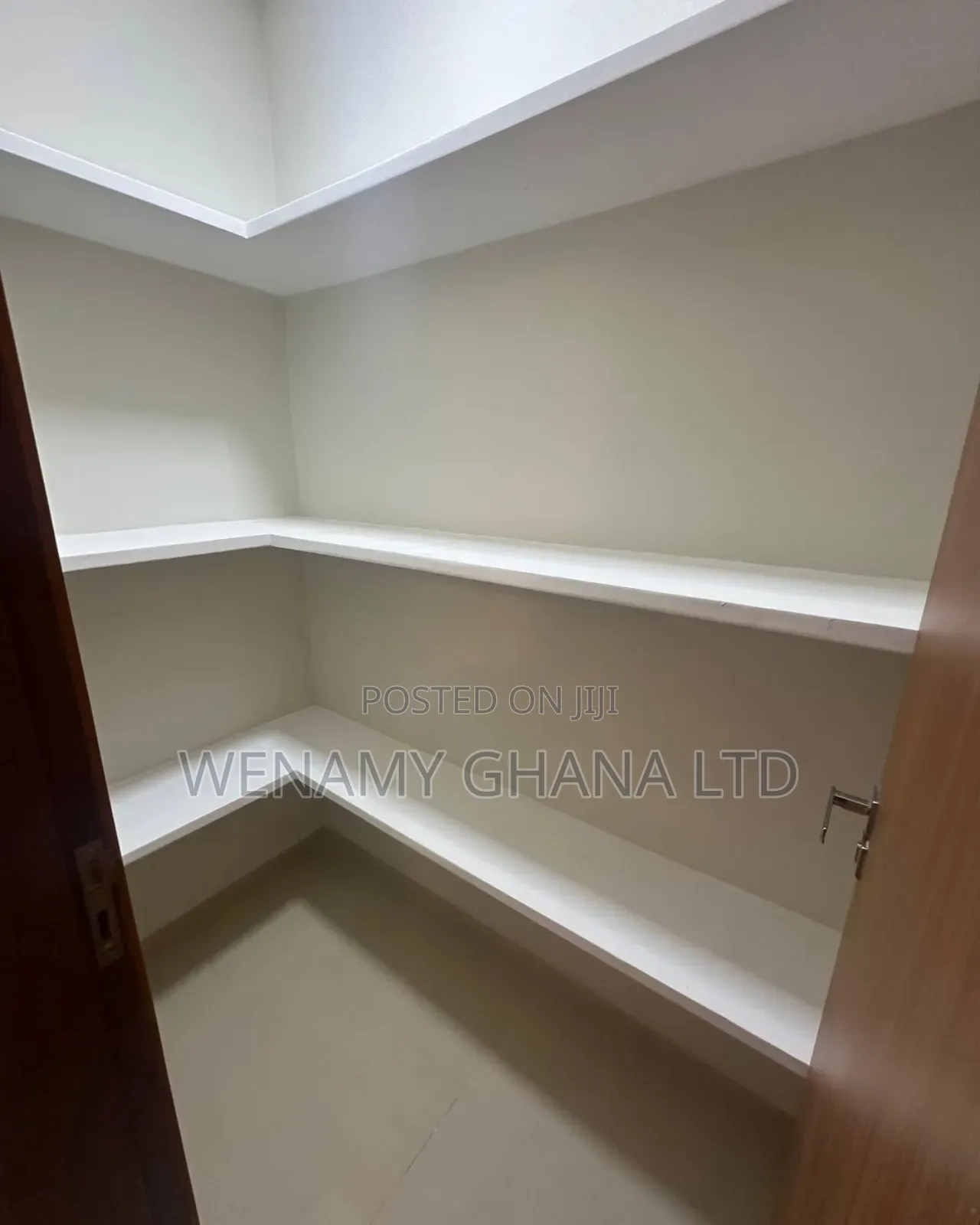 3bdrm House in Accra for sale