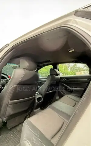 Honda Accord 2019 White