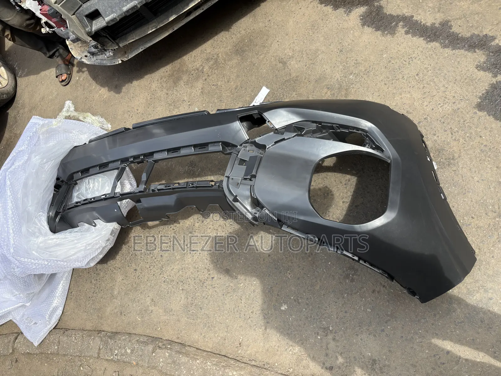 Mitsubishi Outlander Front Bumper 2022 2023 2024