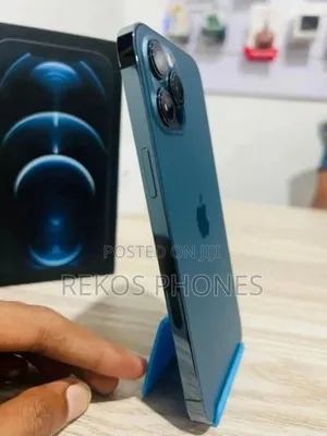 New Apple iPhone 12 Pro Max 128 GB Blue