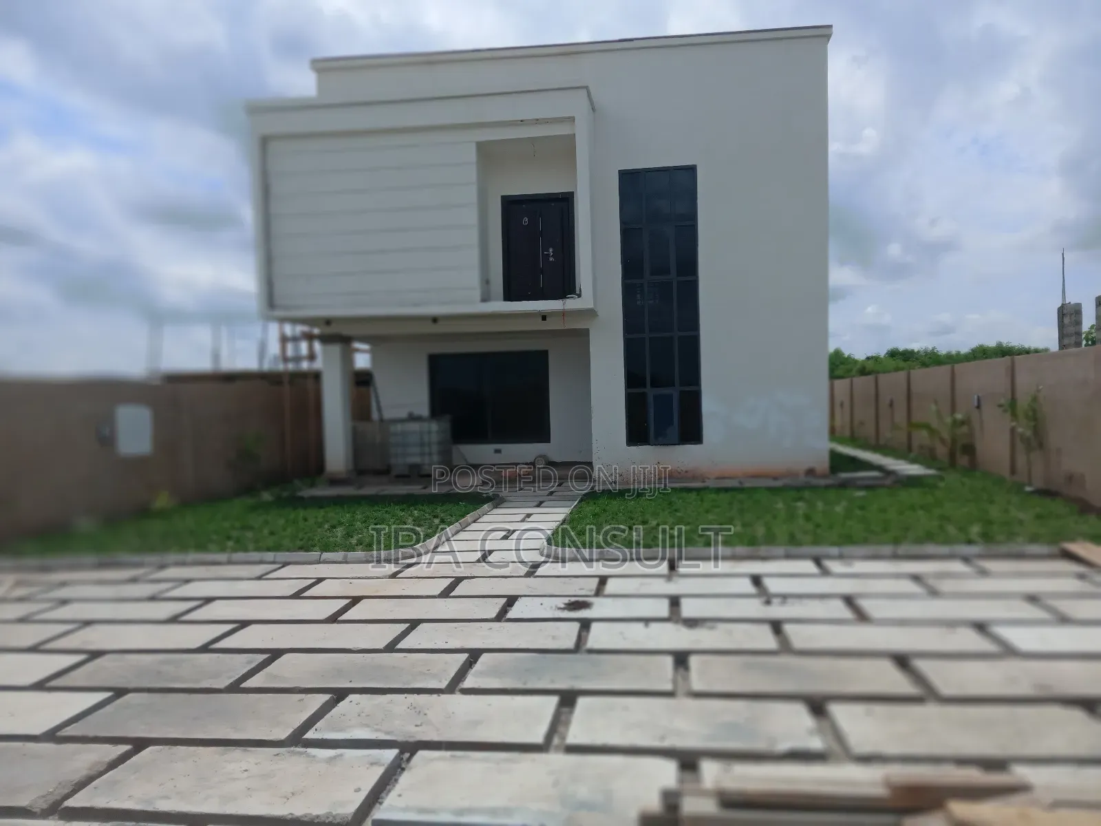 4bdrm House in Adenta Amrahia for sale