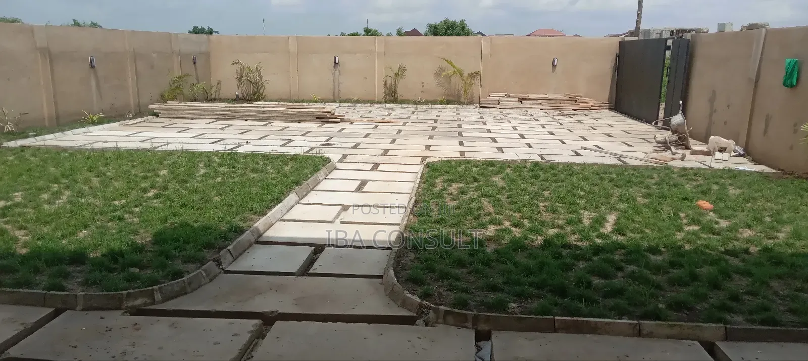 4bdrm House in Adenta Amrahia for sale
