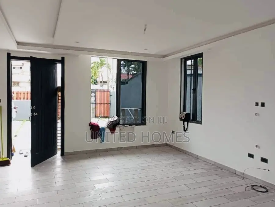 3bdrm House in Tesano for rent