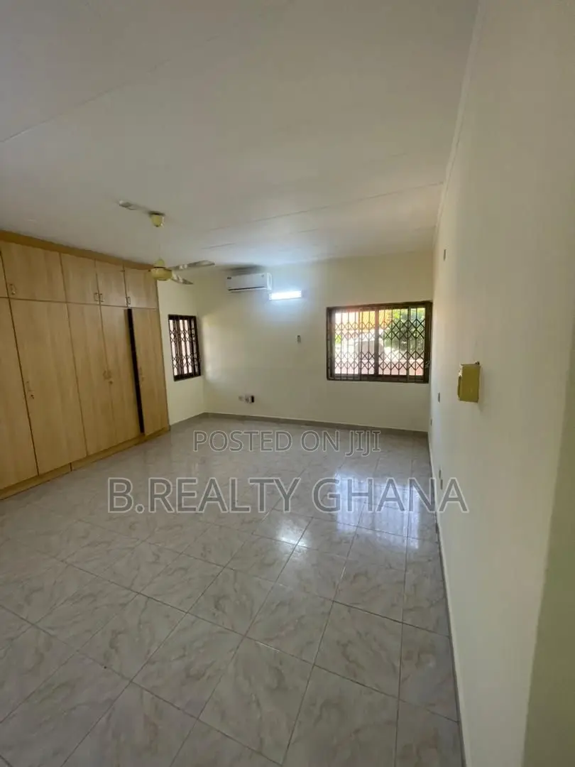 3bdrm House in Regimaneul Grey, Spintex for rent