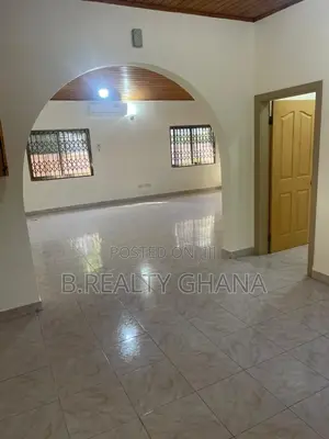 3bdrm House in Regimaneul Grey, Spintex for rent