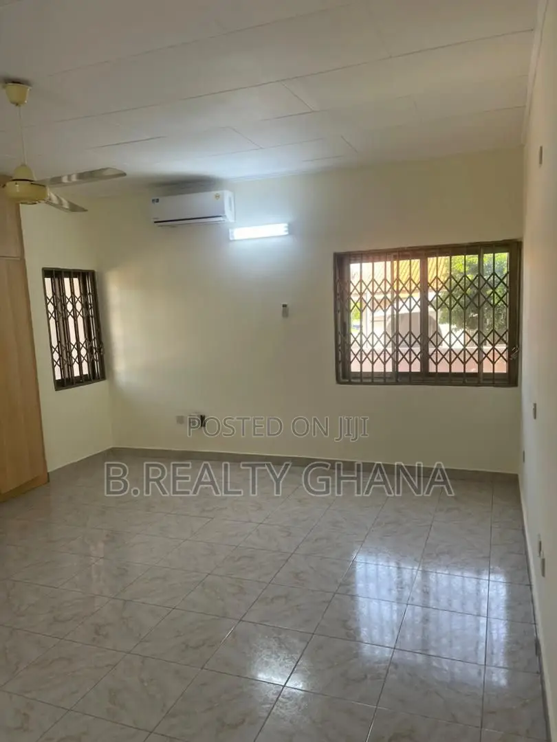 3bdrm House in Regimaneul Grey, Spintex for rent