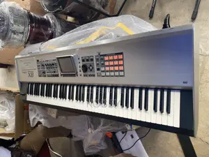 Roland Fantom X8