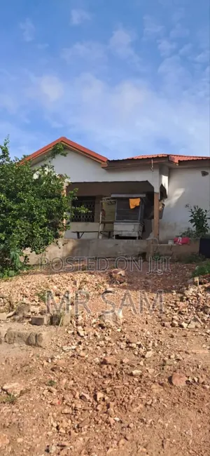 5bdrm House in Zero, Gbawe for sale