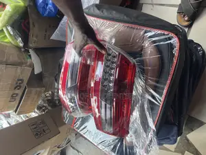 Toyota Camry 2010 2011 Taillight Pair