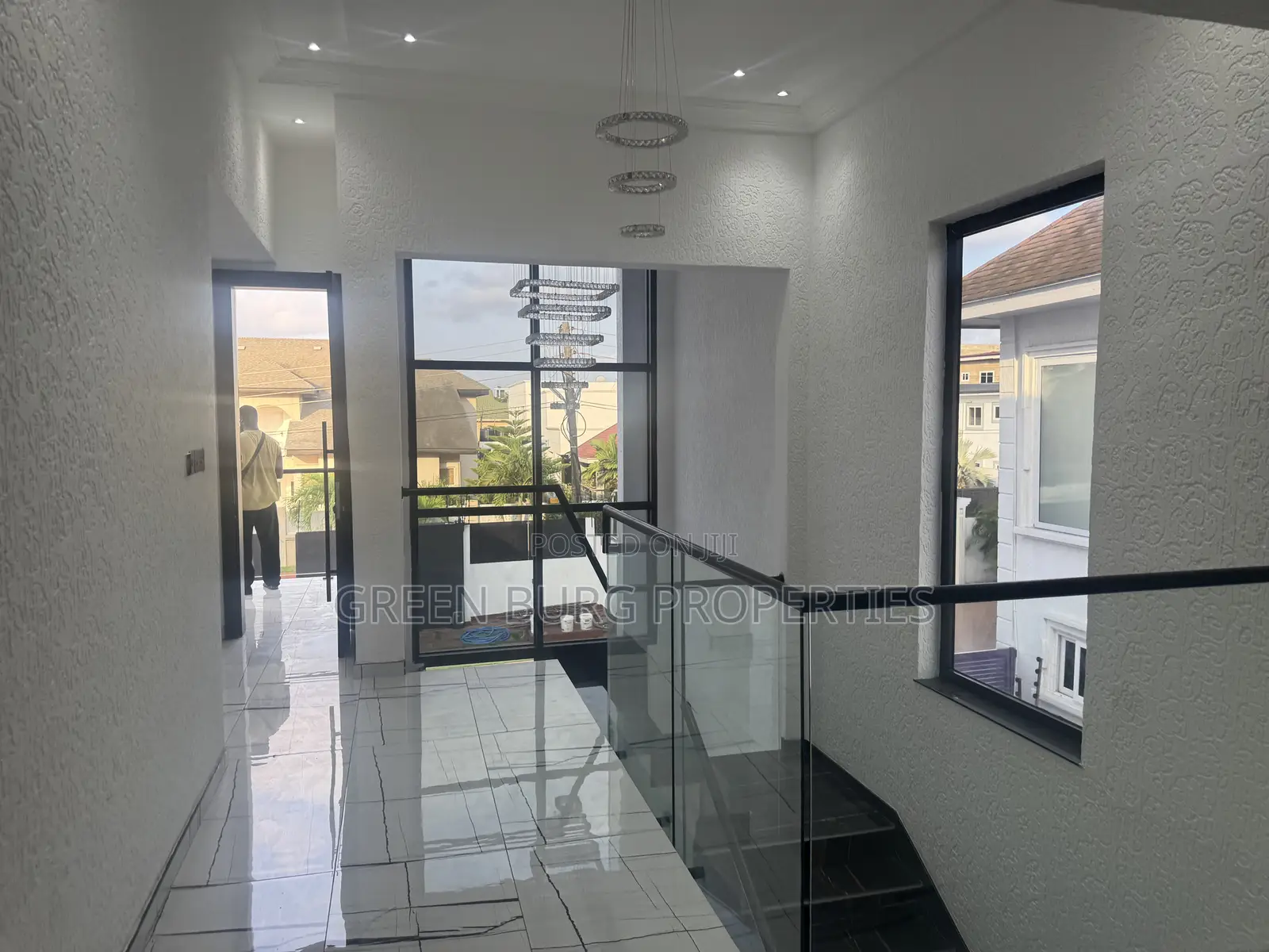5bdrm Mansion in Green, East Legon for sale