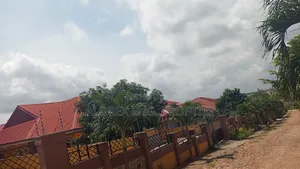 3bdrm House in Self Compound, Oyarifa for rent