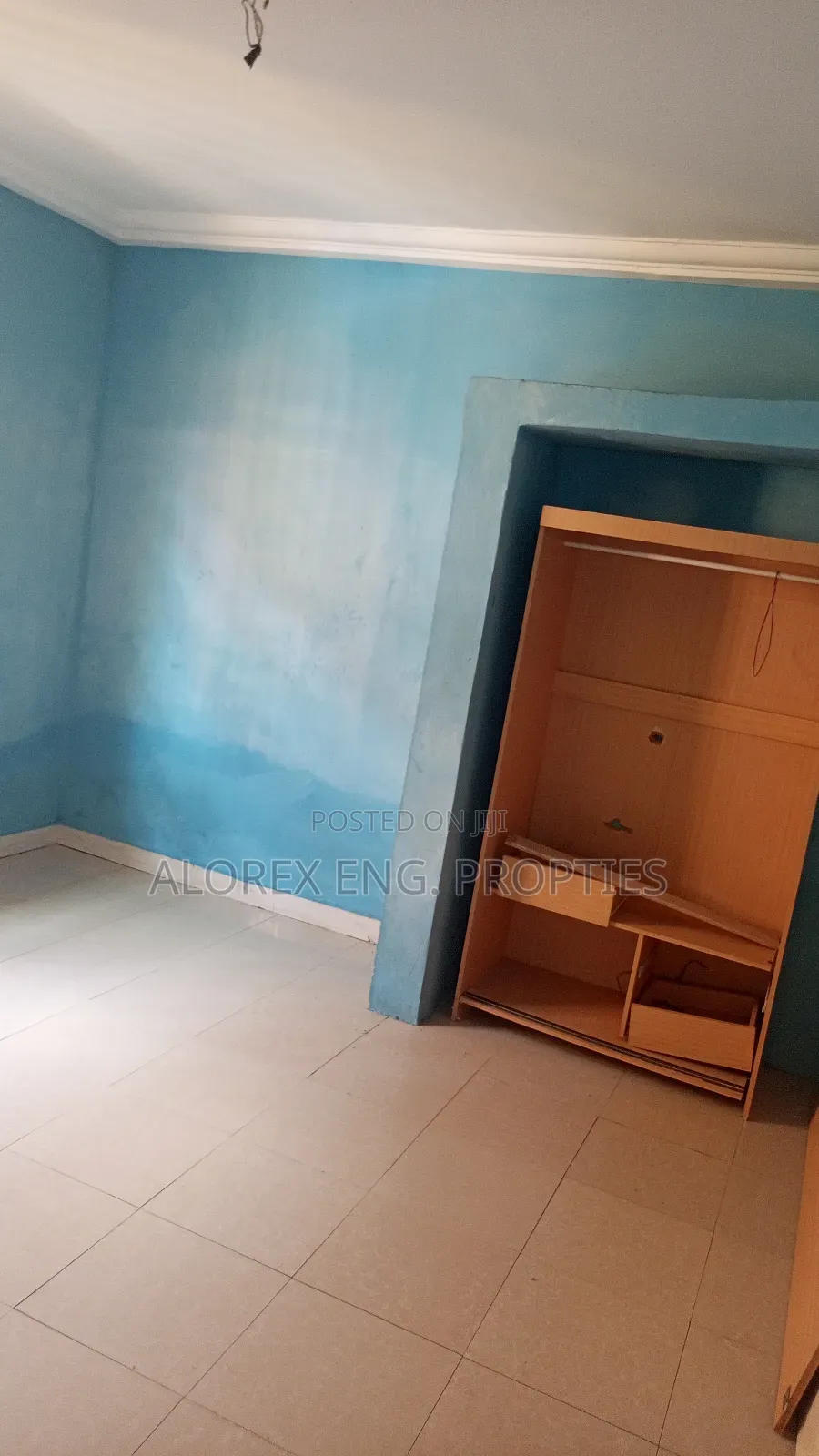 3bdrm House in Self Compound, Oyarifa for rent