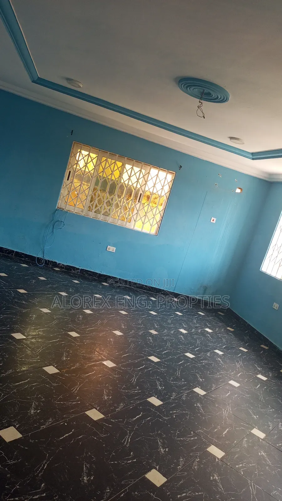 3bdrm House in Self Compound, Oyarifa for rent