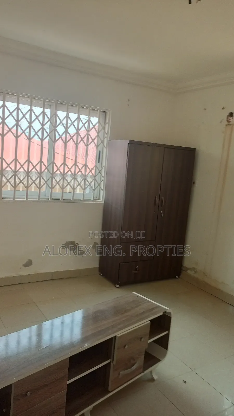 3bdrm House in Self Compound, Oyarifa for rent