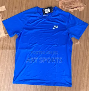Nike Fitness Tops