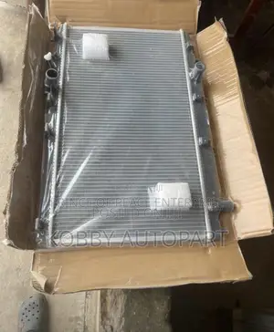 2009 2010 2011 2012 2013 Toyota Corolla Radiator Tank New