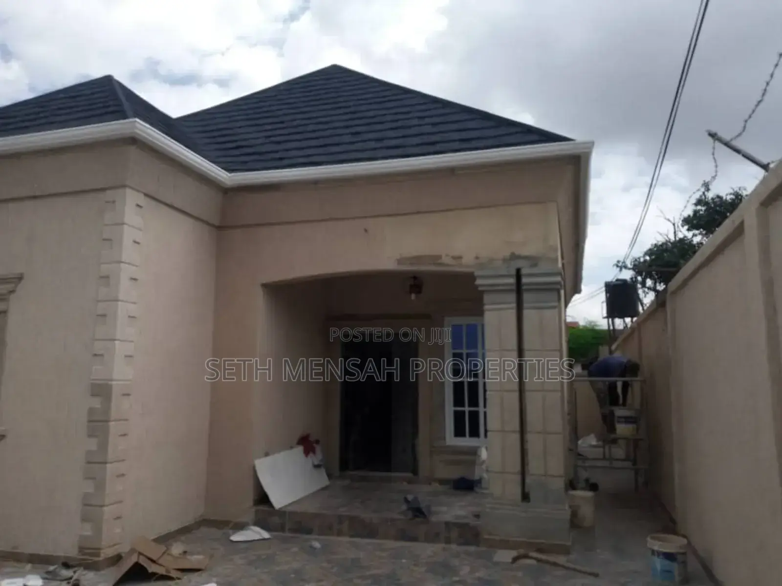 2bdrm House in Achimota for sale