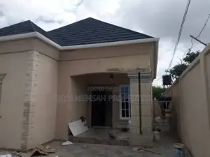 2bdrm House in Achimota for sale