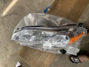 Toyota Matrix Headlights 2009-12 Pair
