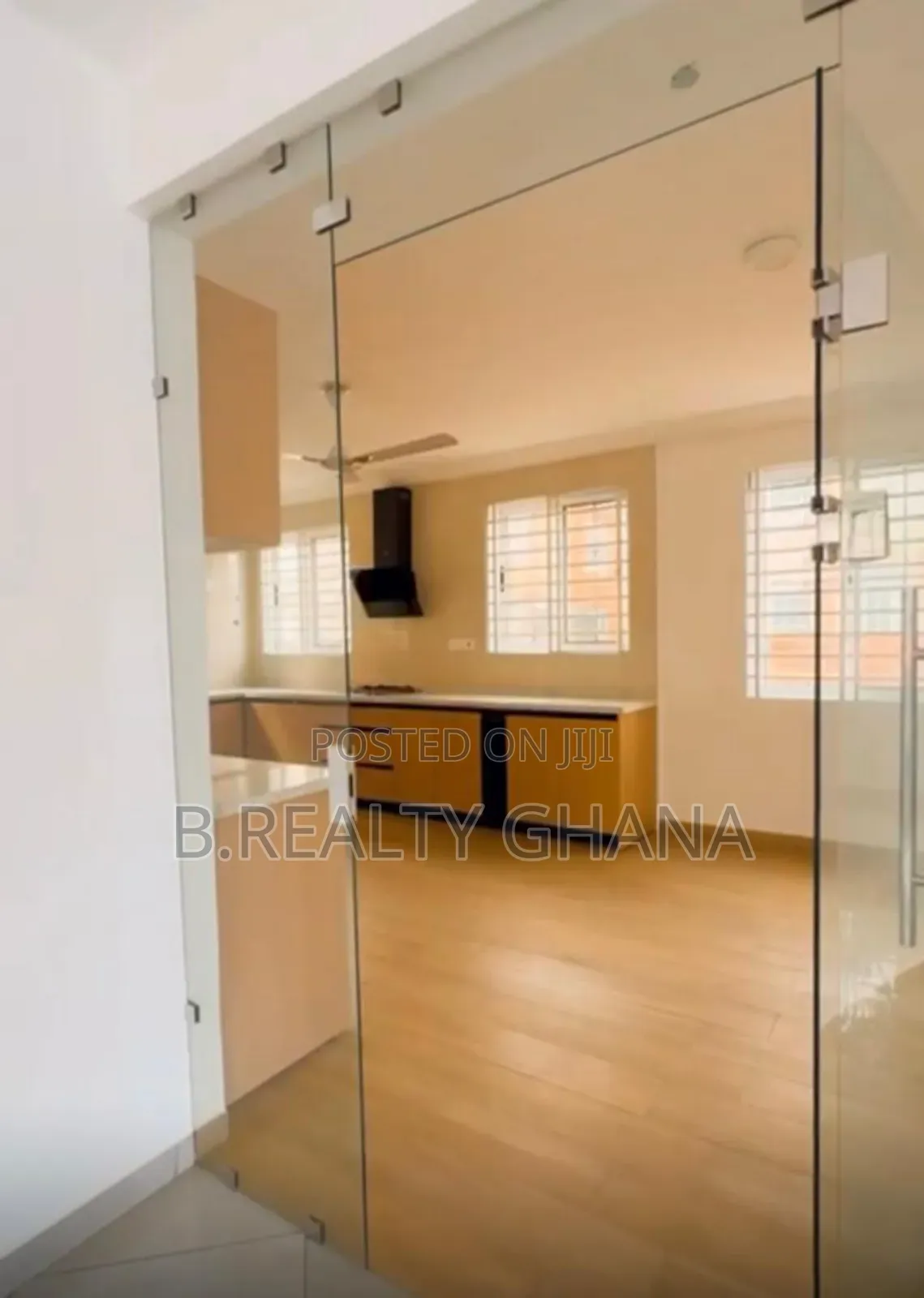 4bdrm House in Palace Mall Area, Spintex for rent