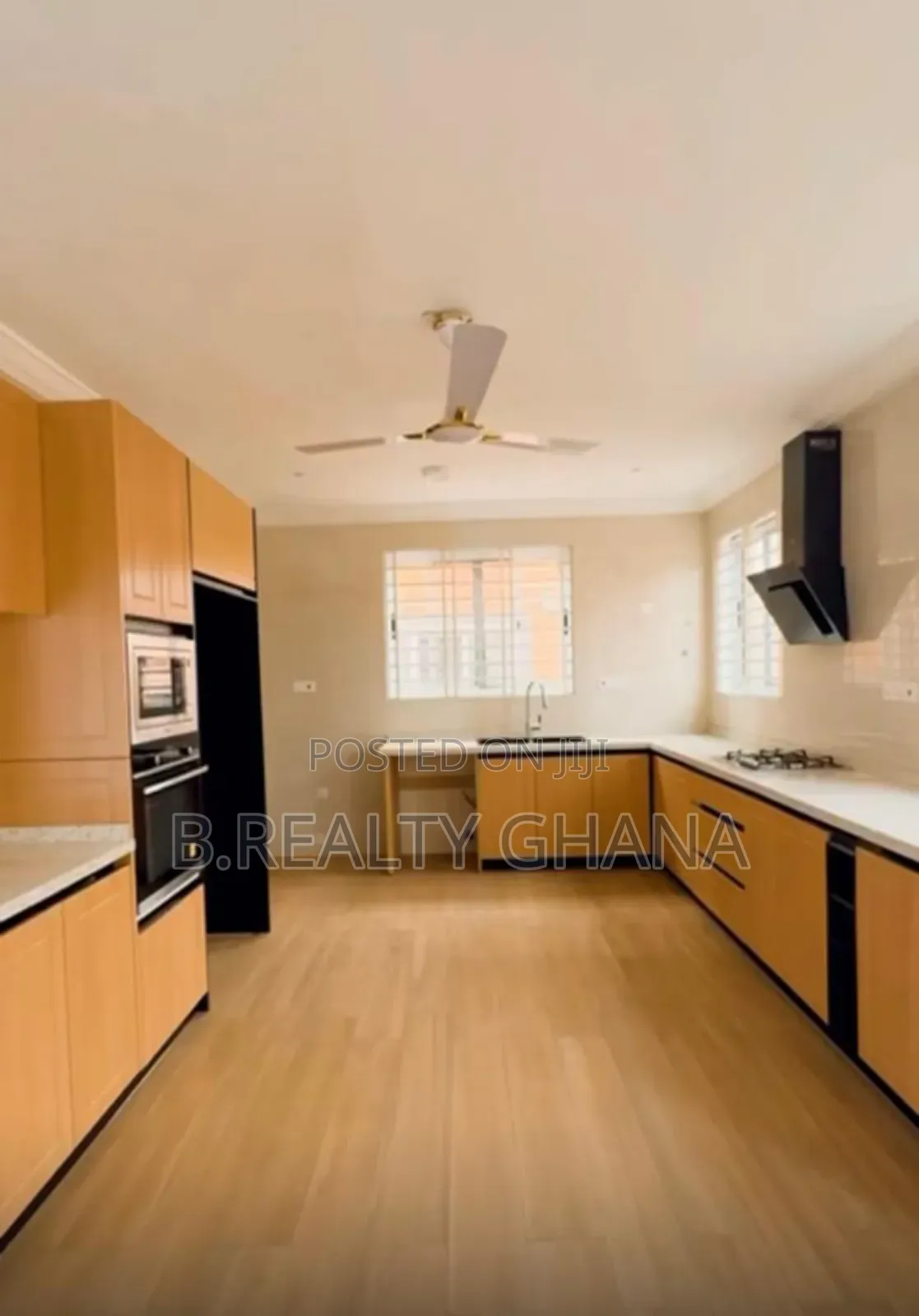 4bdrm House in Palace Mall Area, Spintex for rent