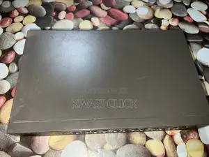 Tenda 24 Port Switch