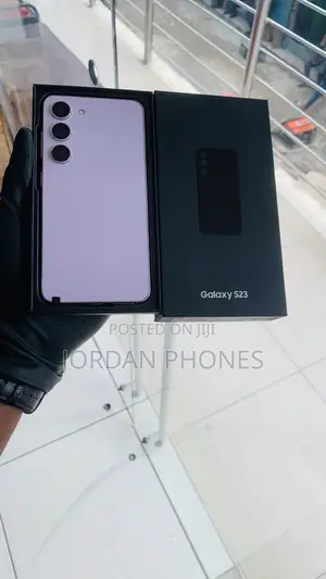 New Samsung Galaxy S23 128 GB Purple