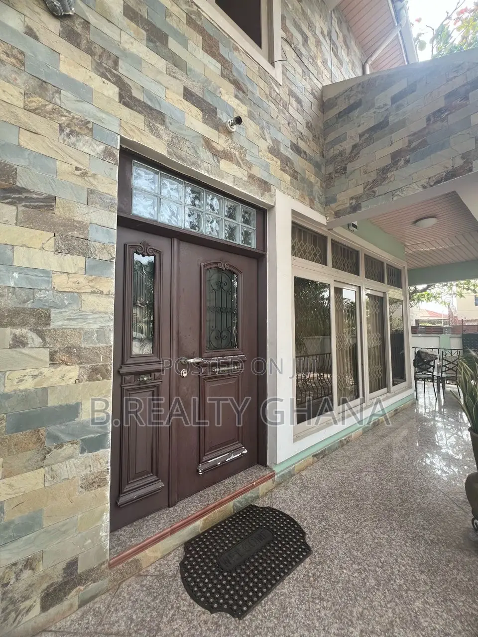 4bdrm House in Labone for sale