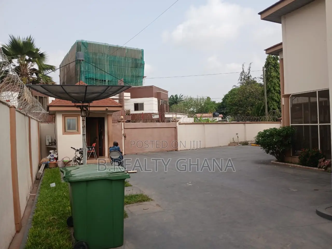 4bdrm House in Labone for sale