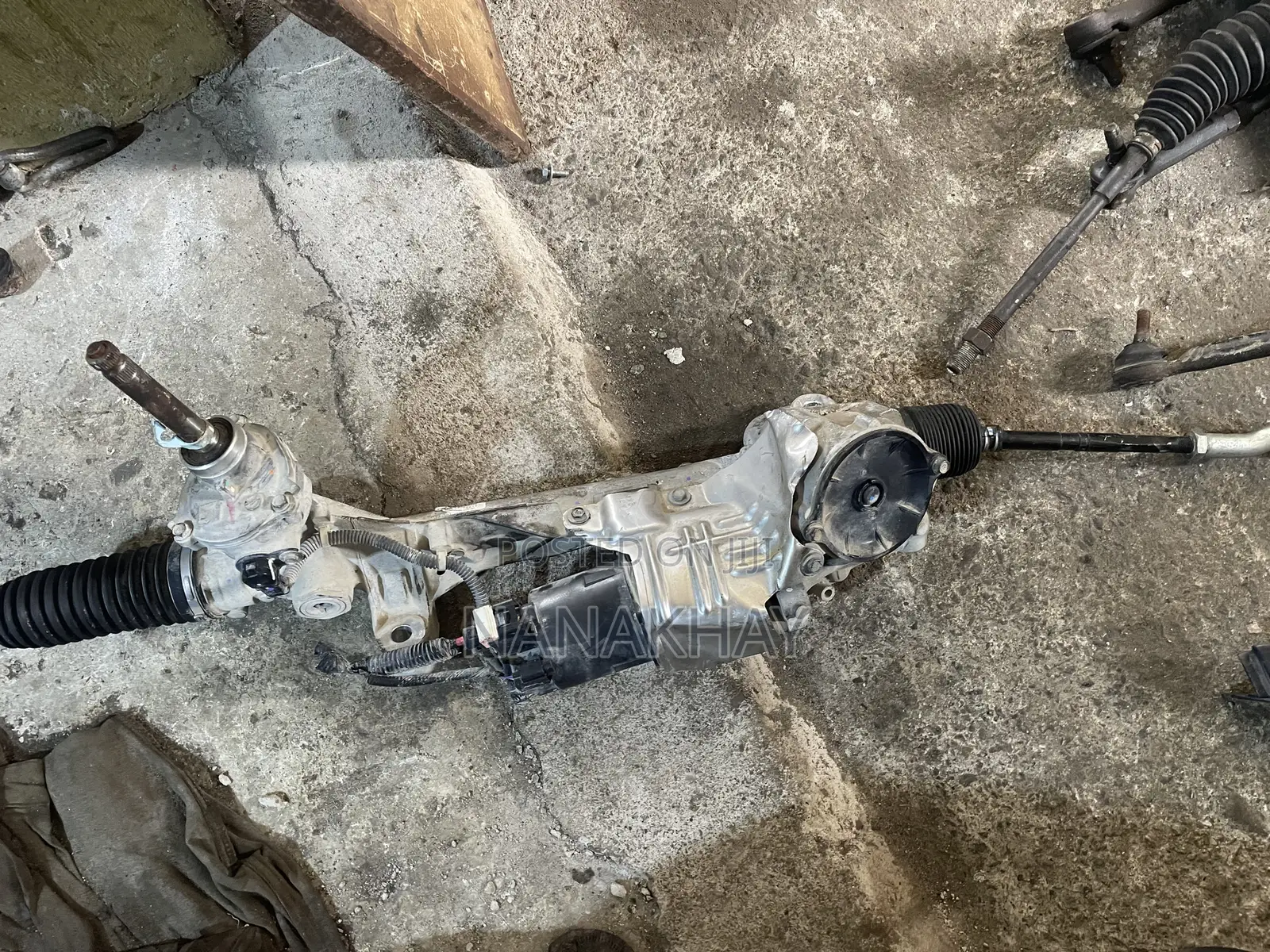 Dealer in Honda CRV and Civic 2023 Steering Rack
