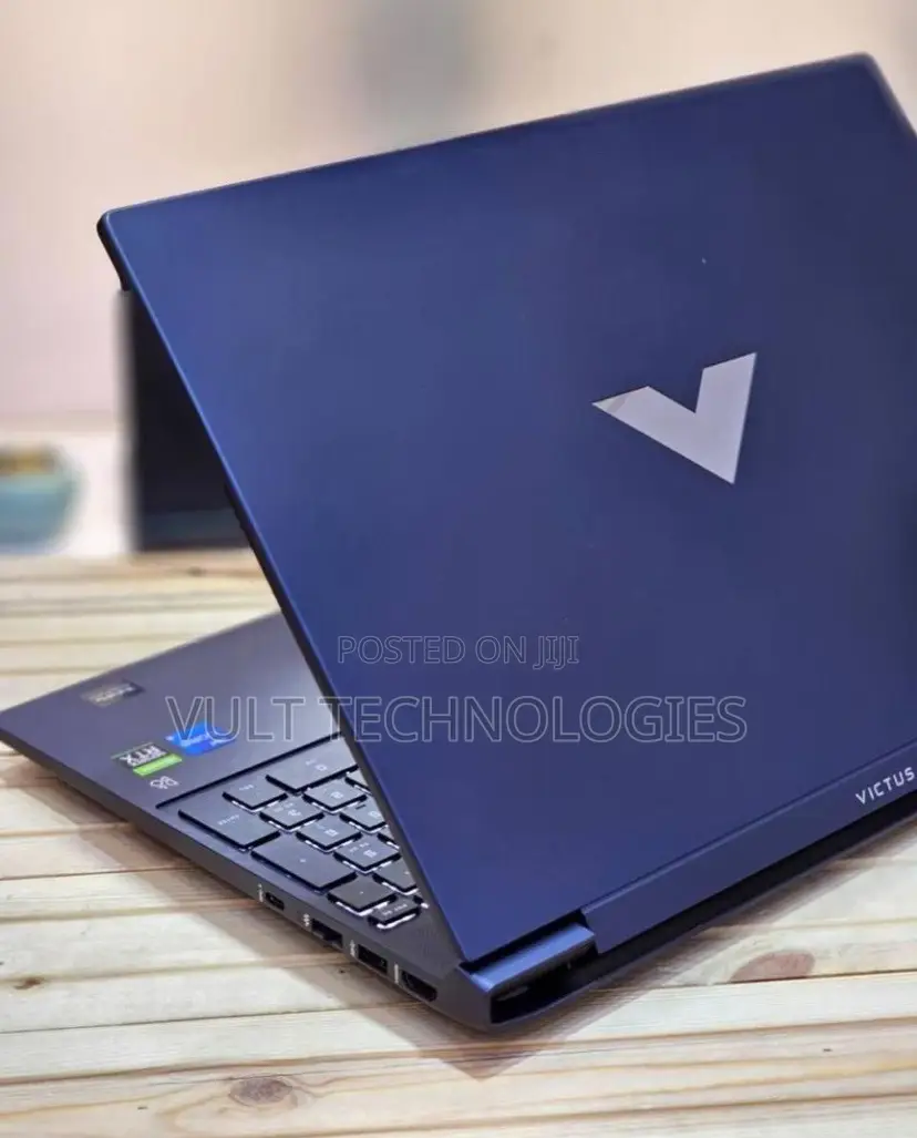 New Laptop HP Victus 15 8GB Intel Core i5 SSD 512GB