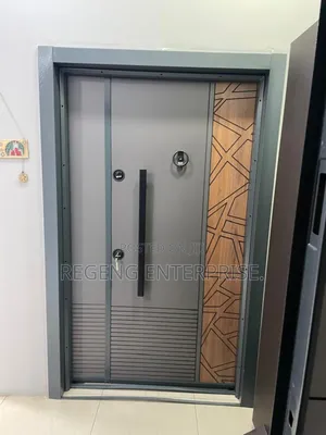 Quality and Secured Door (4) Feet