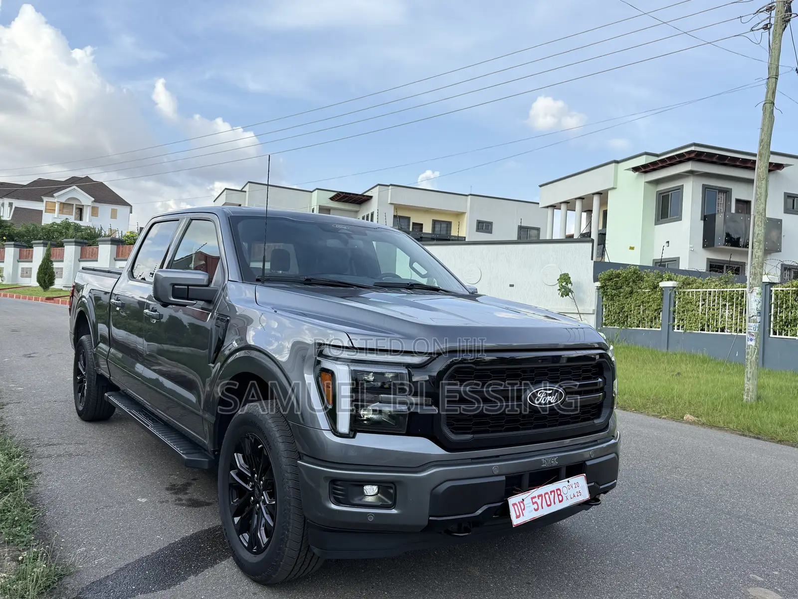 Ford F-150 2025 Gray