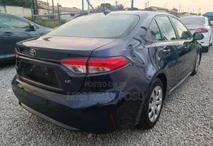 Toyota Corolla LE 2021 Gray