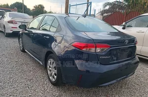 Toyota Corolla LE 2021 Gray