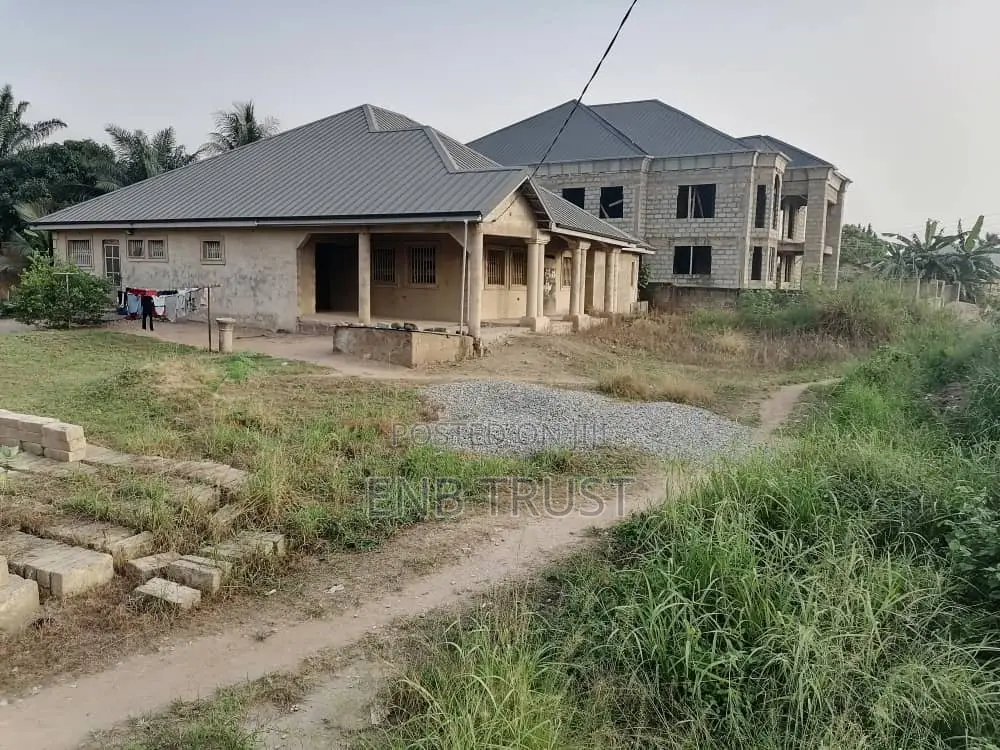 3 Bedrms on 130x100 Size of Plot for Sale at Amasaman