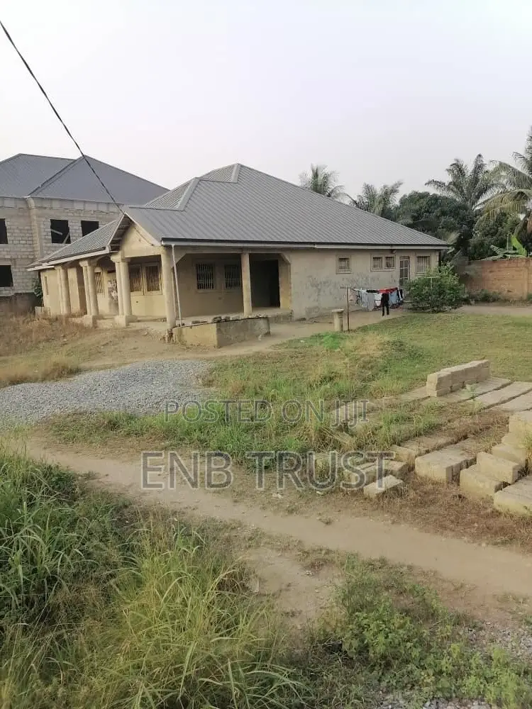 3 Bedrms on 130x100 Size of Plot for Sale at Amasaman