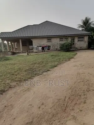 3 Bedrms on 130x100 Size of Plot for Sale at Amasaman