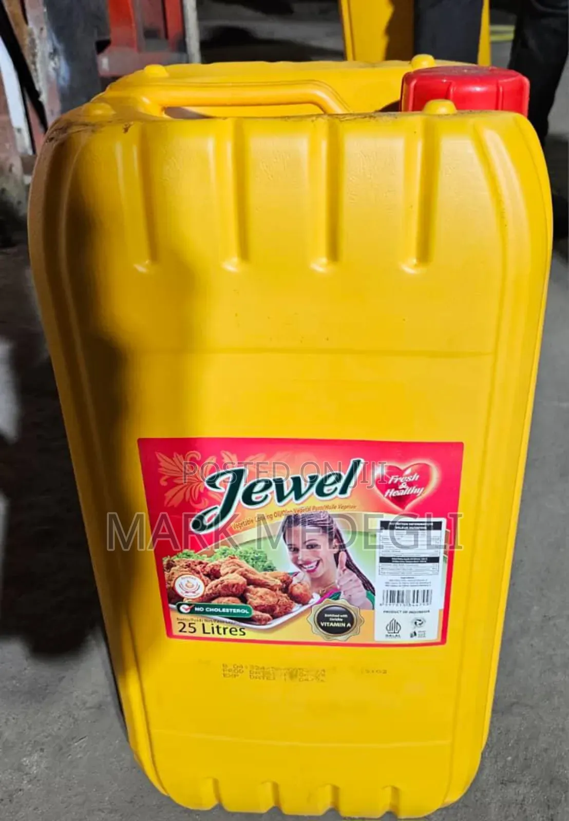 25000 Gallons of Vegetable Oil Available in Tema