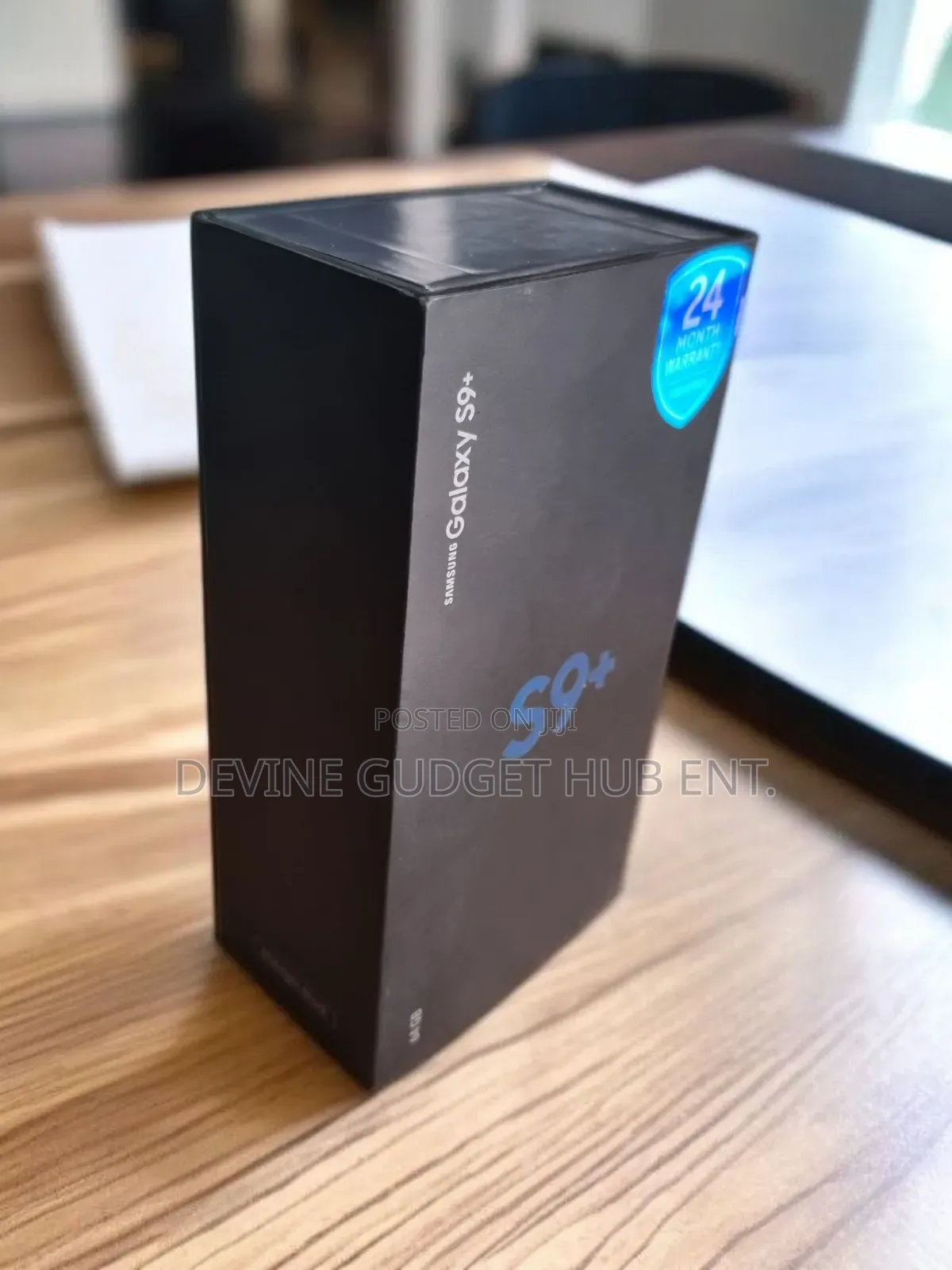 New Samsung Galaxy S9 Plus 64 GB Gold