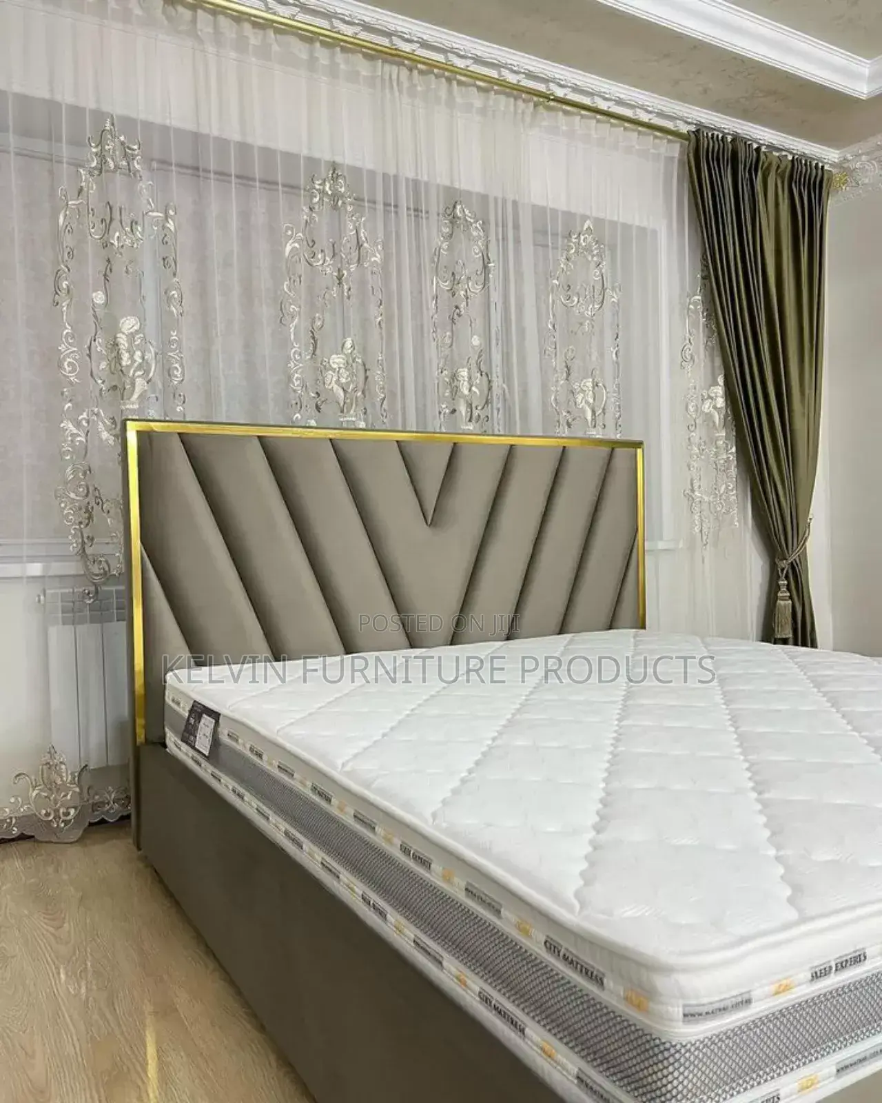 Queen Size Bed With Mattress