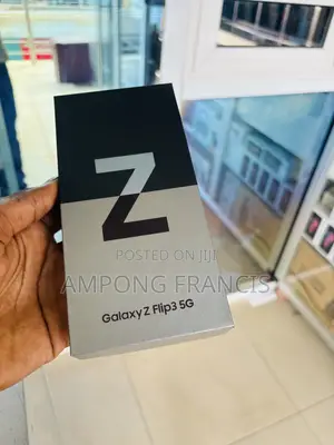 New Samsung Galaxy Z Flip 3 128 GB Black