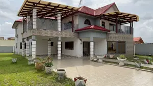 6bdrm House in Oyarifa for rent