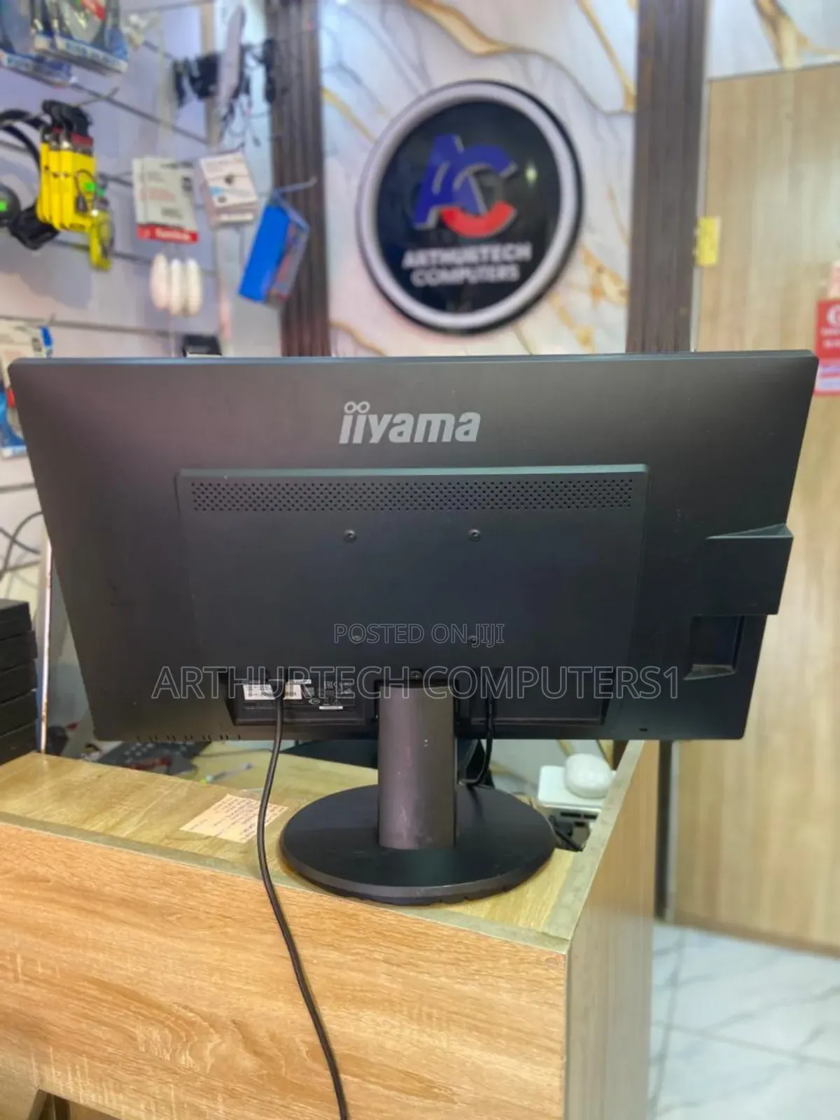 Iiyama Monitor