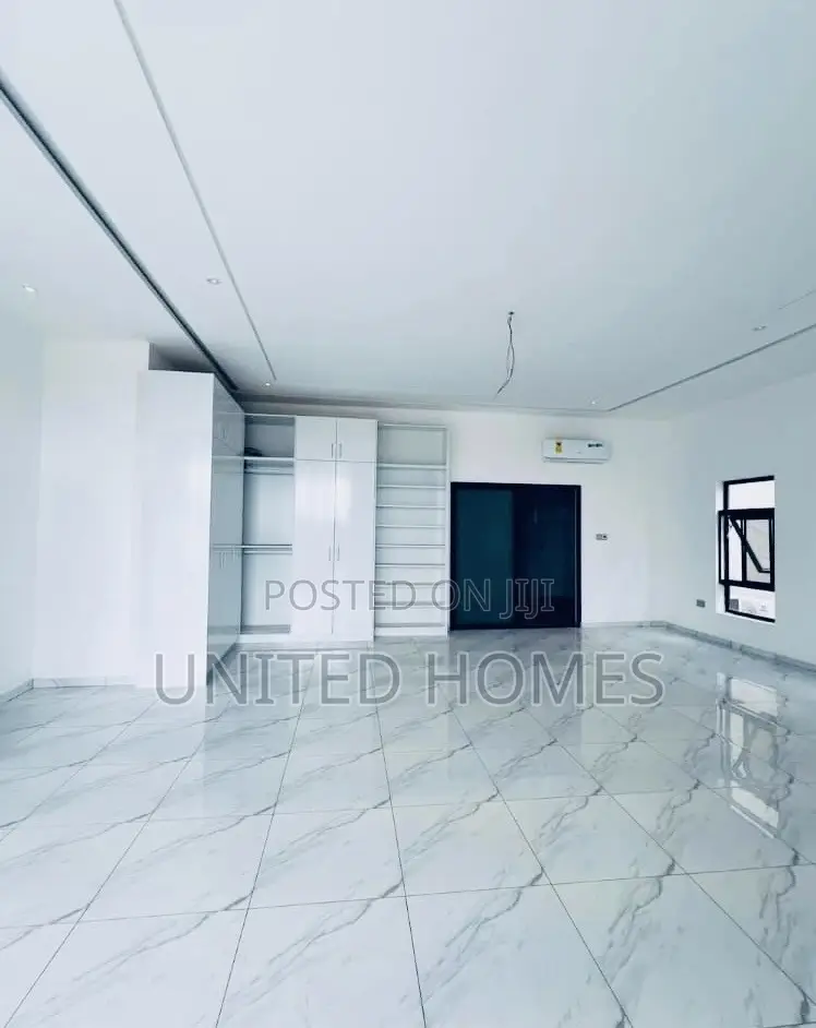 3bdrm House in East Legon for rent