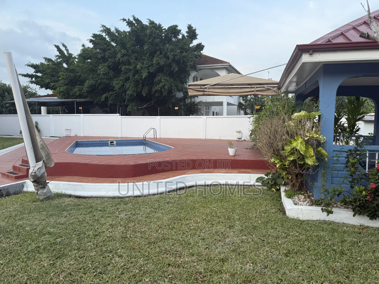 5bdrm House in East Legon for sale