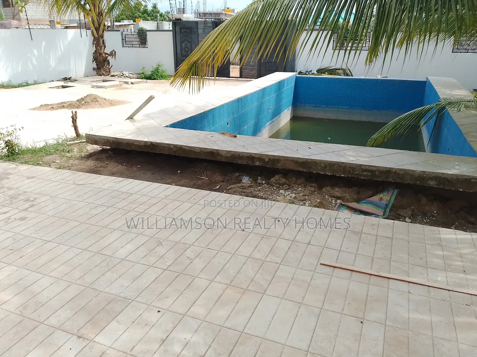 3bdrm Apartment in Community 18 Area, Spintex for rent